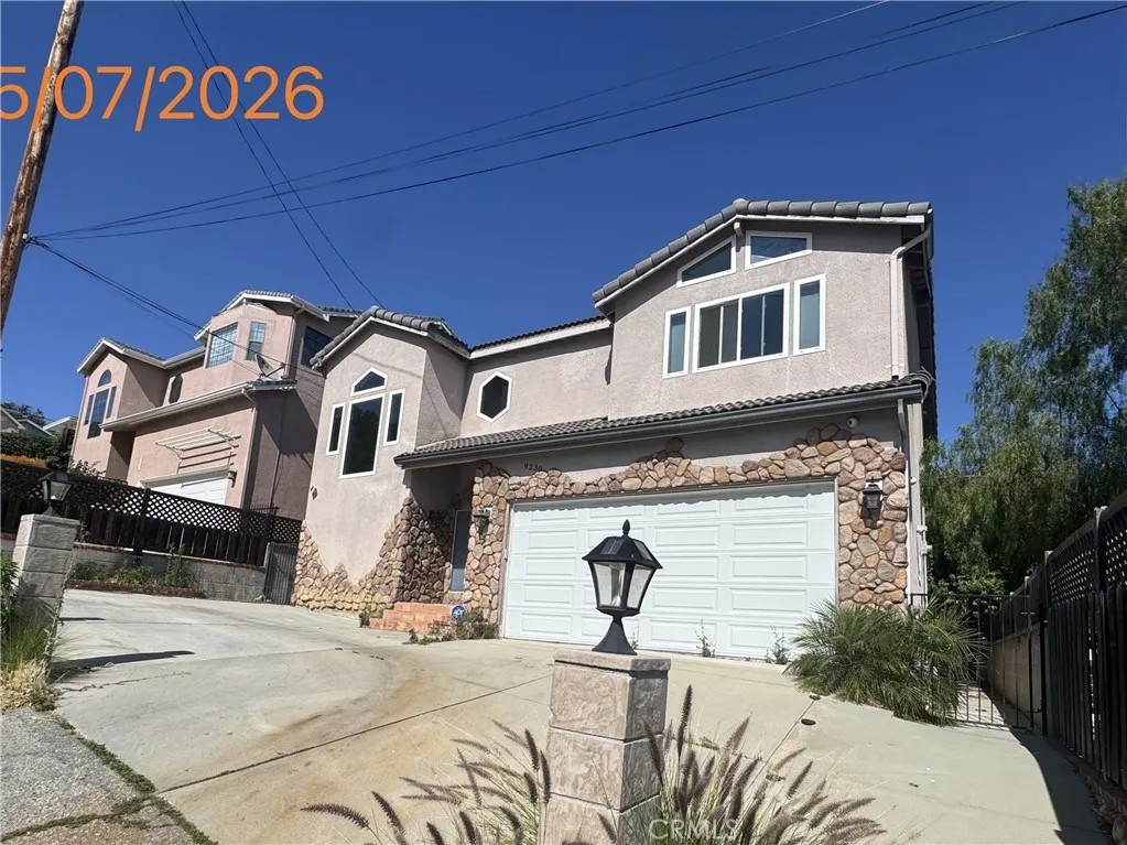 9230 Lakeview