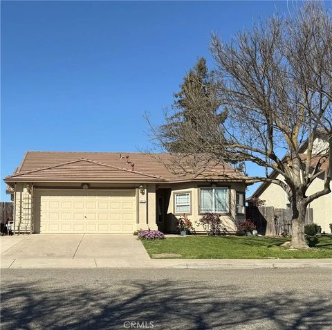 Photo of 2887 Evergreen Court, Livingston, CA 95334 (MLS # MC26051249)