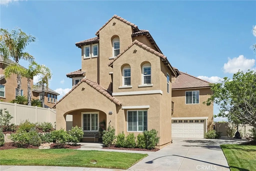 33380 Scarborough Ln