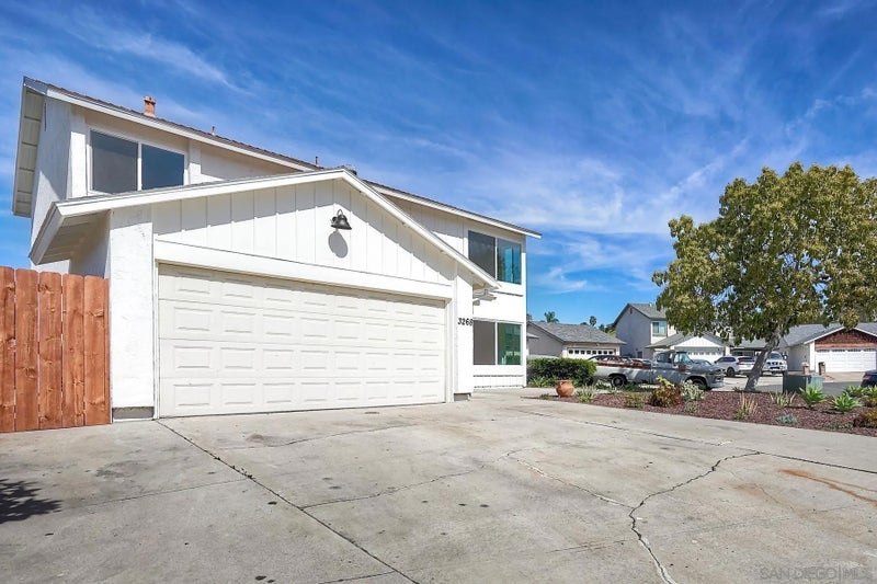 3268 Carnell Ave