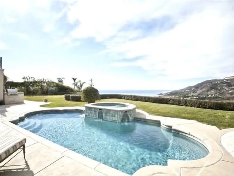 5606 Sea View
