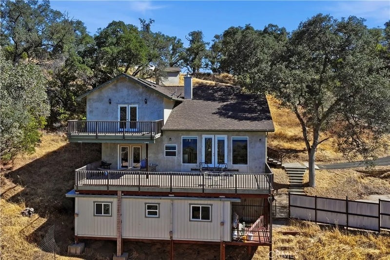 10737 Crestview