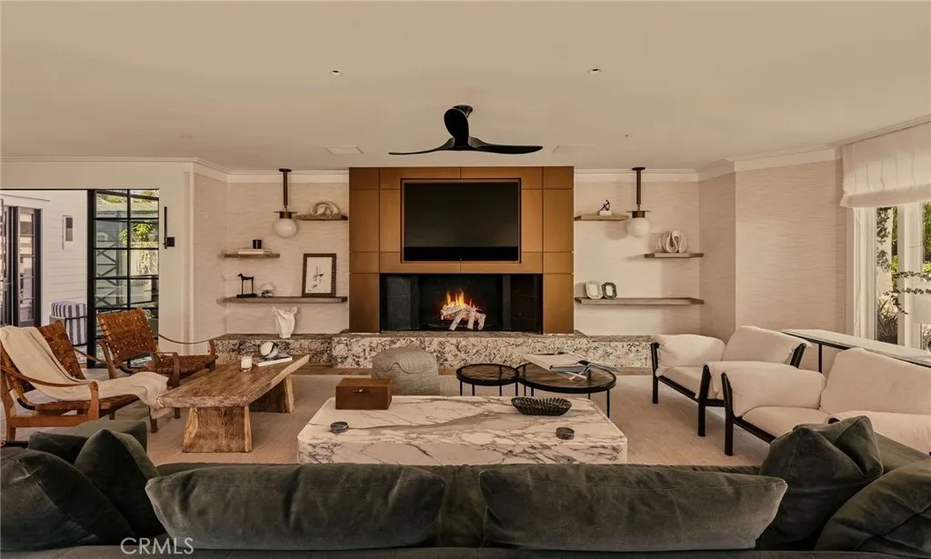 2442 Marino Dr