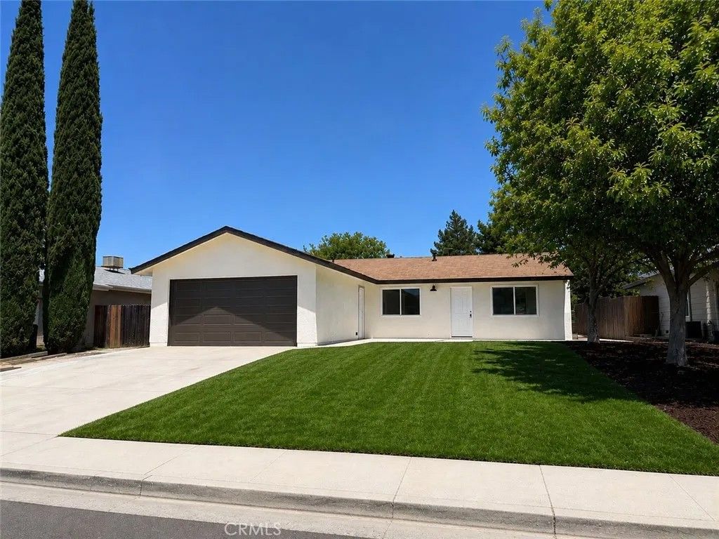 Photo of 1107 Patricia Ln, Paso Robles, CA 93446 (MLS # NS26111989)