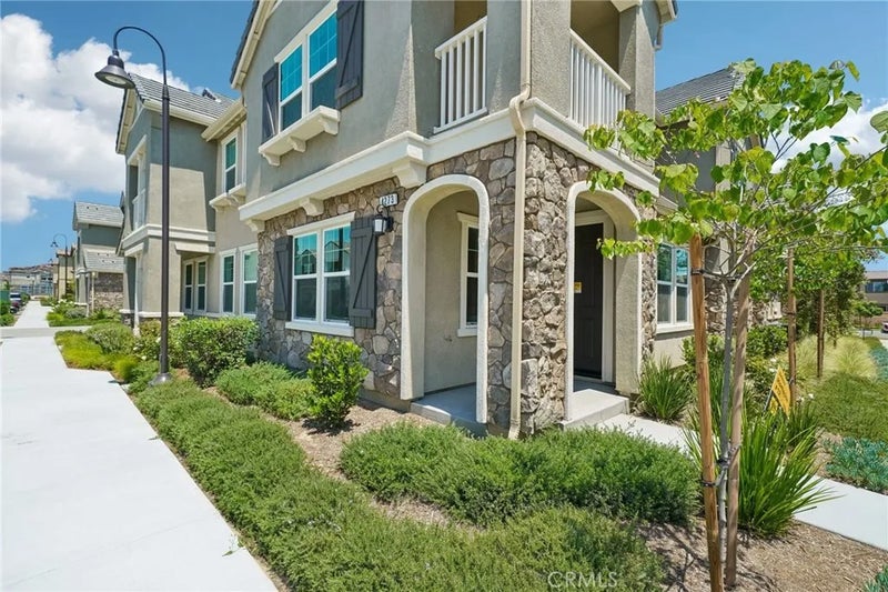 4273 S Hermosa Paseo