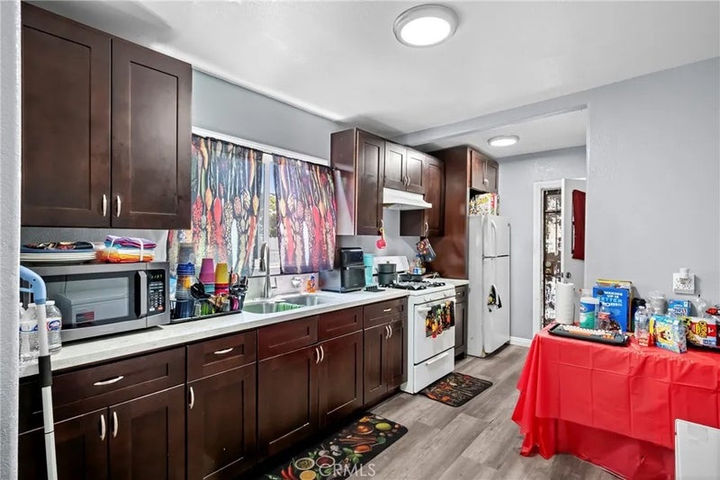 130 W 85th