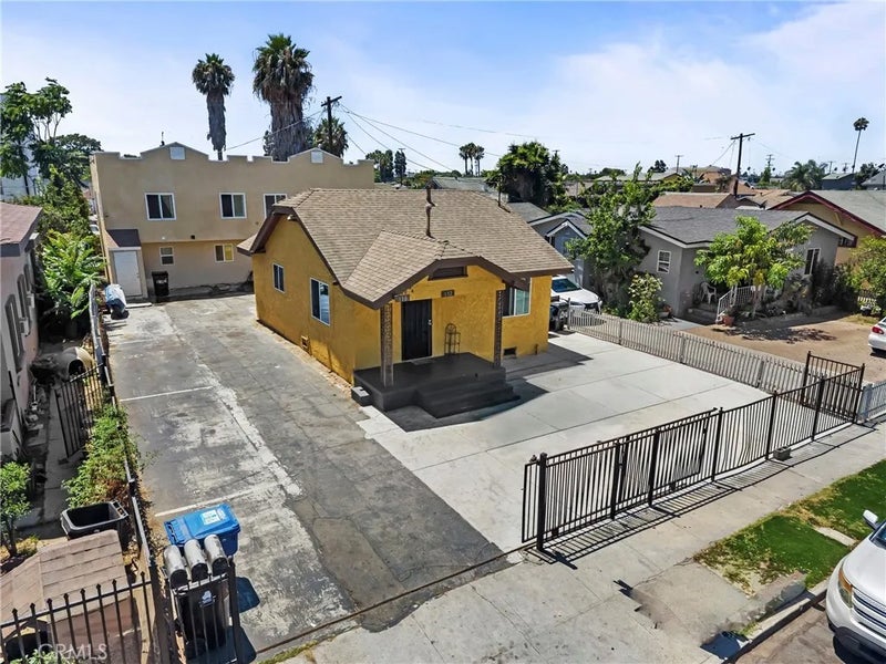130 W 85th