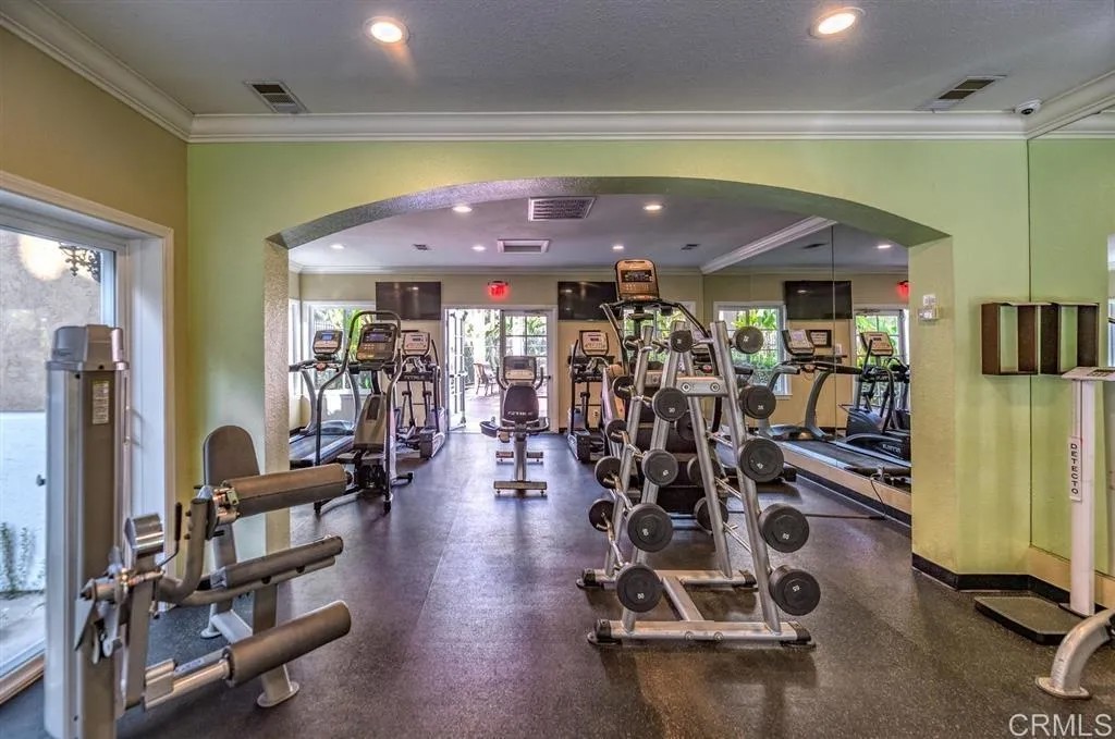 2050 camino de la reina 203