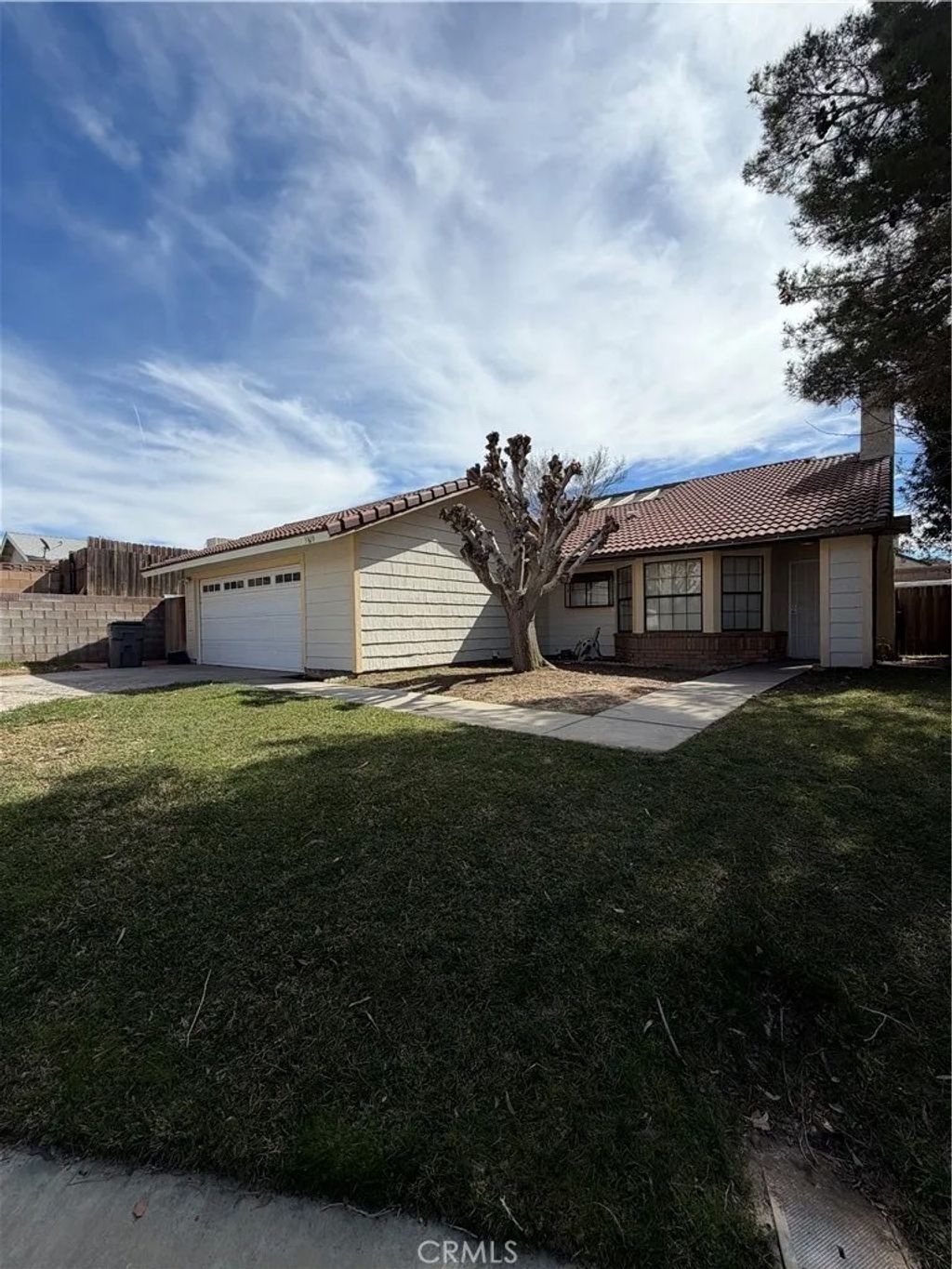 Photo of 3810 W Avenue K13, Lancaster, CA 93536 (MLS # DW26044905)