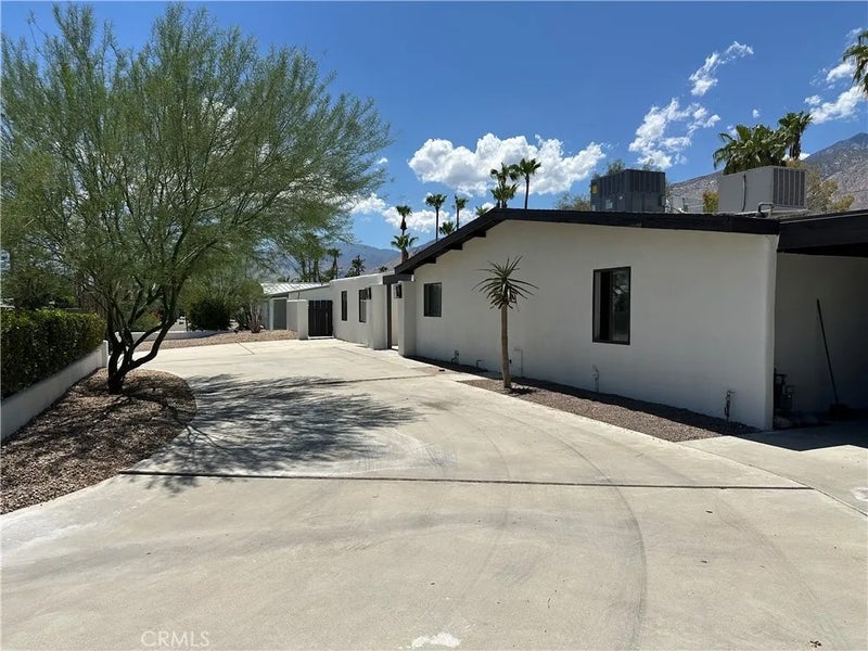 2341 N Duane Road