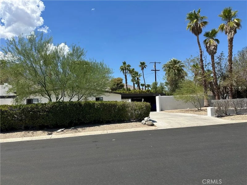 2341 N Duane Road