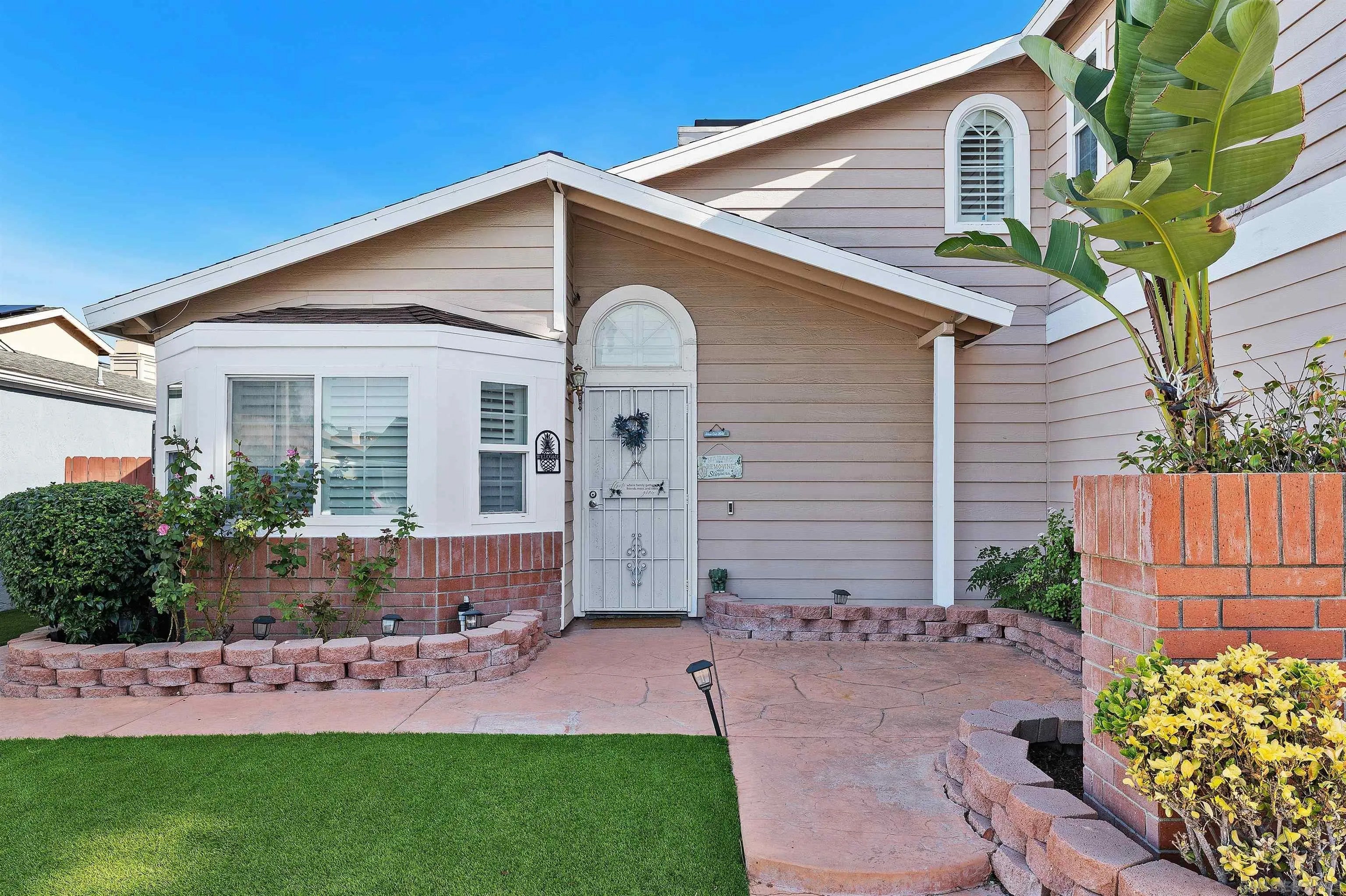 2153 New Haven Dr.