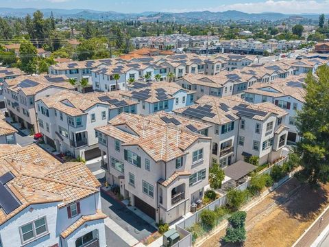 2328 Columba Escondido CA 92025