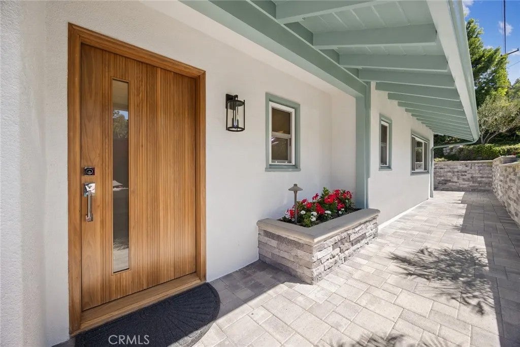 Photo of 3454 Coy DR, Sherman Oaks, CA 91423 (MLS # AR26234596)