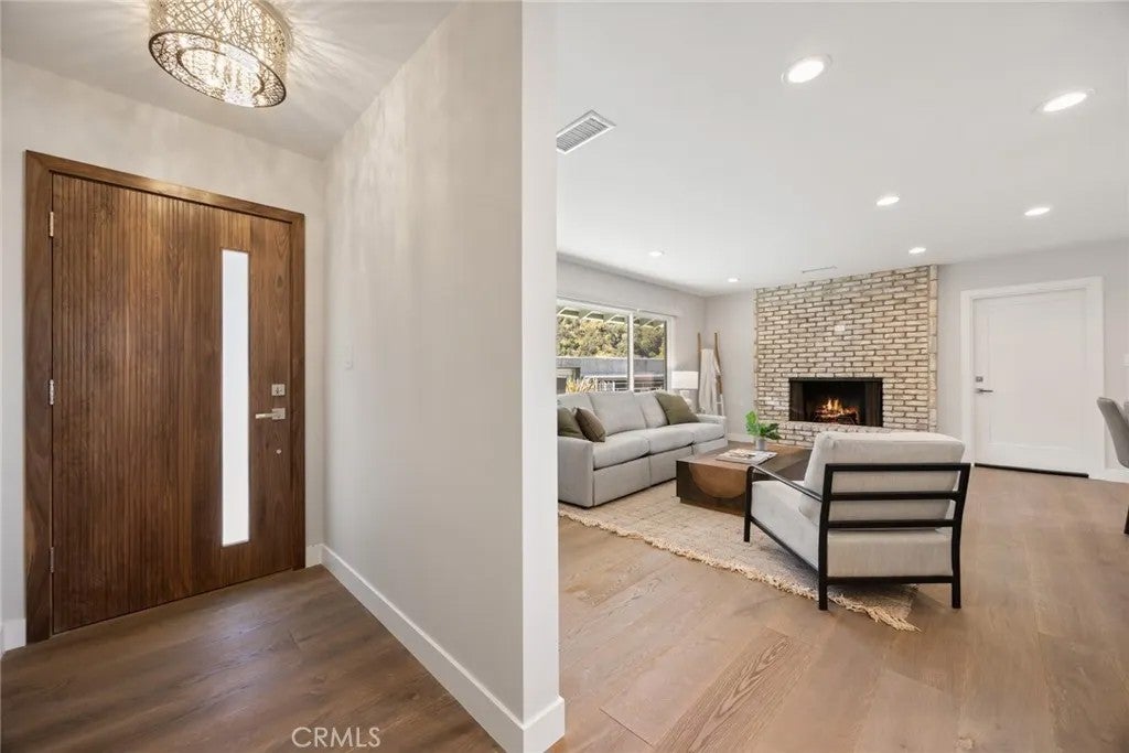 Photo of 3454 Coy DR, Sherman Oaks, CA 91423 (MLS # AR26234596)