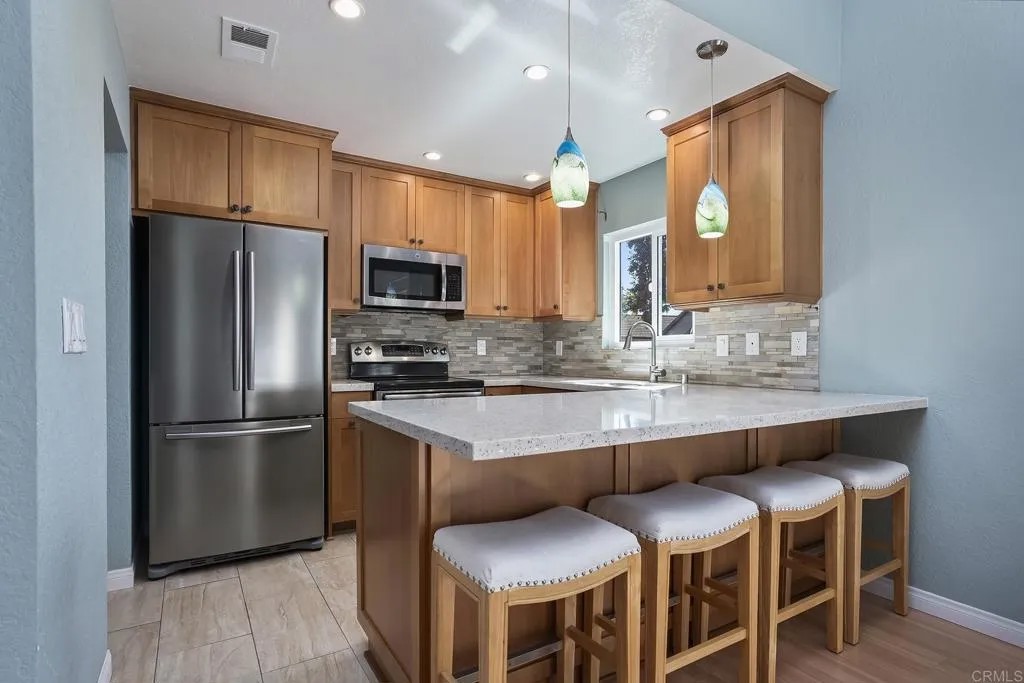 11337 AVENIDA DE LOS LOBOS C