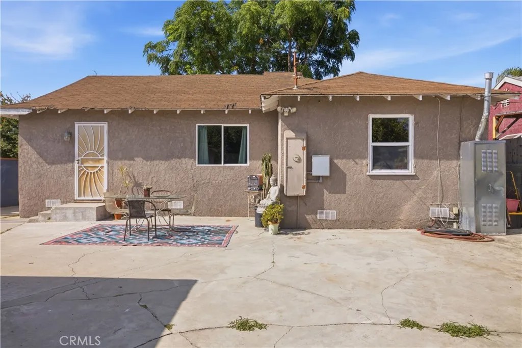 3227 Palm Ave.