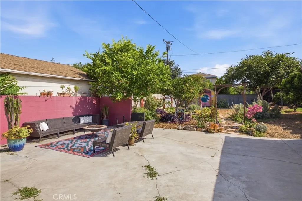 3227 Palm Ave.
