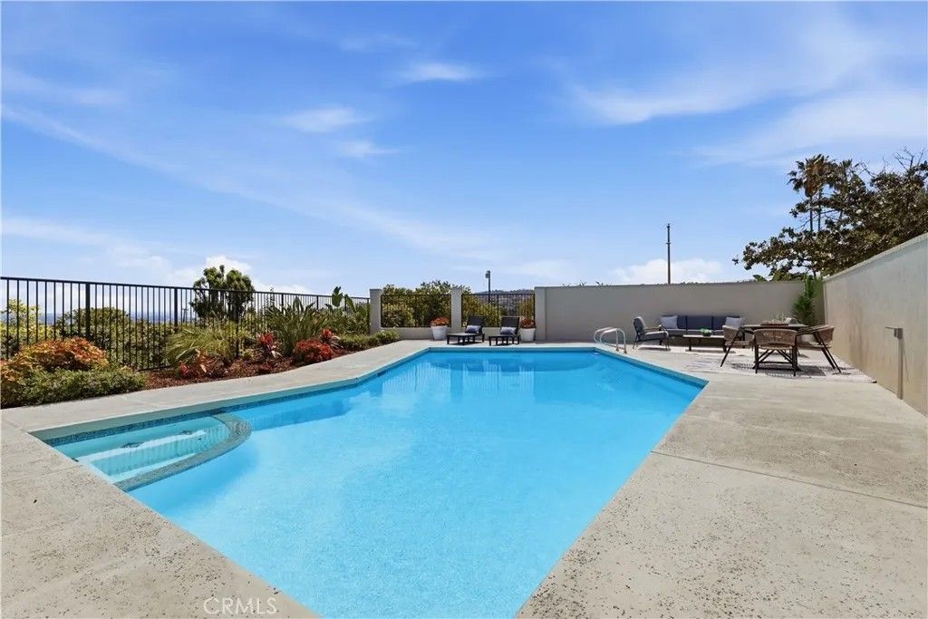 Photo of 5123 Willow Wood Rd, Rolling Hills Estates, CA 90274 (MLS # PV26081419)