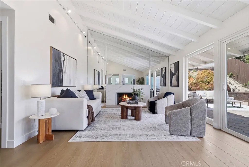 5123 Willow Wood