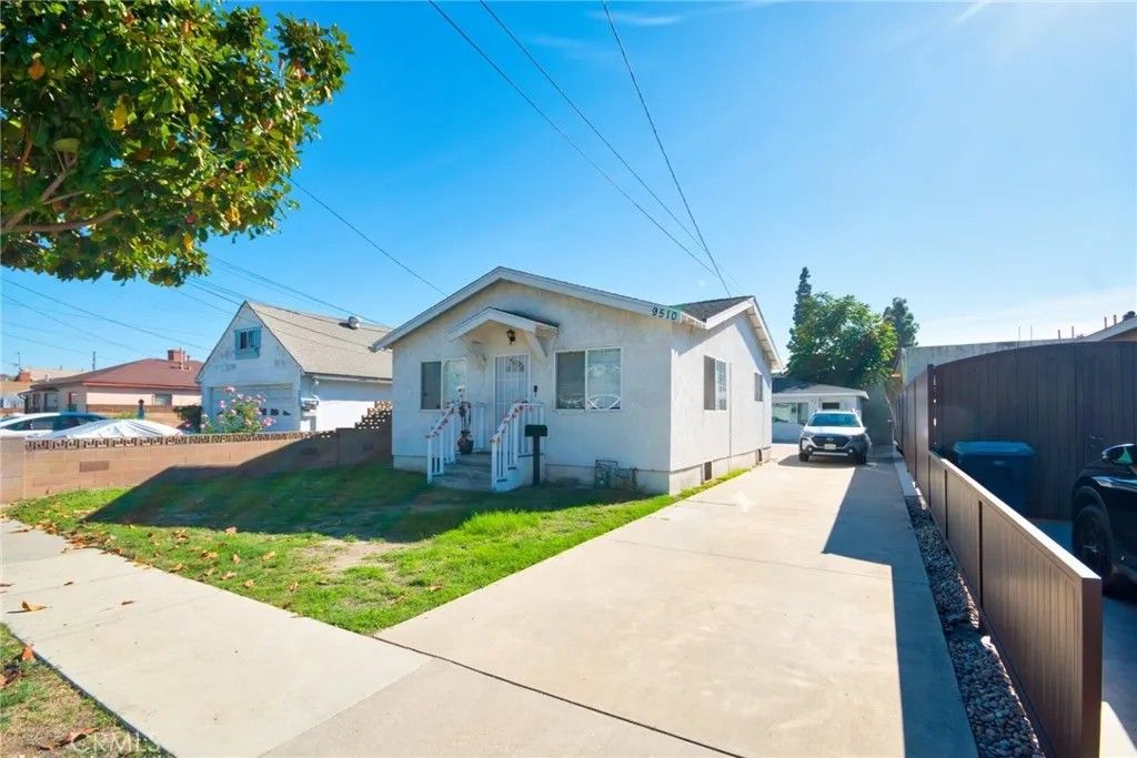 Photo of 9510 Beverly St, Bellflower, CA 90706 (MLS # RS26001621)