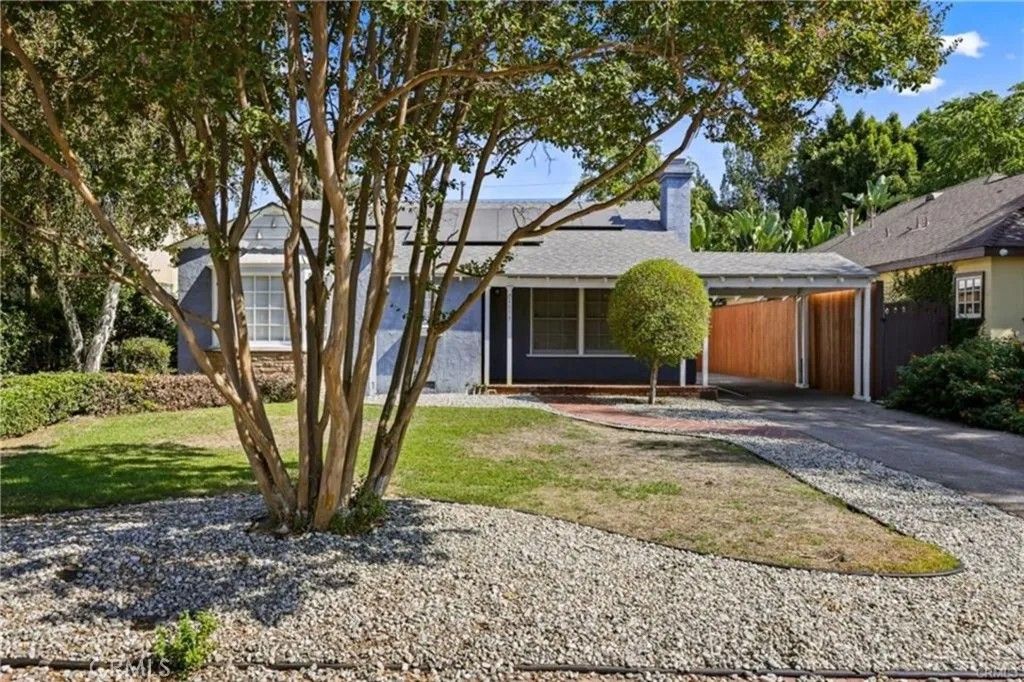 Photo of 4534 Simpson Avenue, Studio City, CA 91607 (MLS # SR26011007)