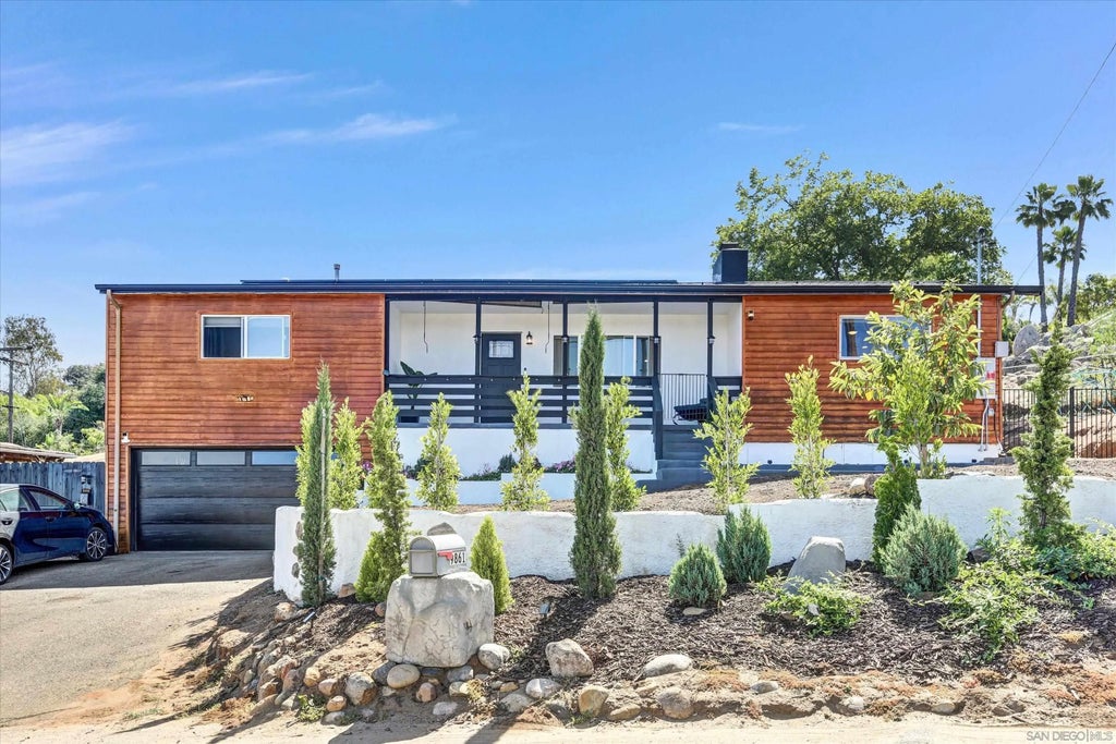 Photo of 9861 Bon Vue Drive, El Cajon, CA 92021 (MLS # 260014438)