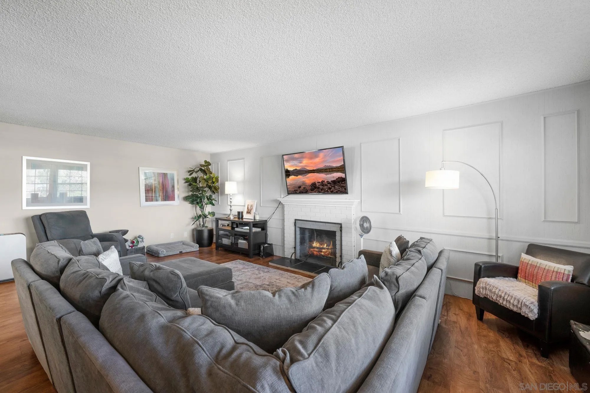 7201 Conestoga Place