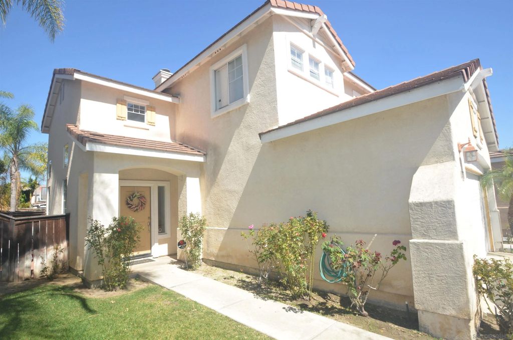 Photo of 1171 Plaza Miraleste, Chula Vista, CA 91910 (MLS # 260011062)