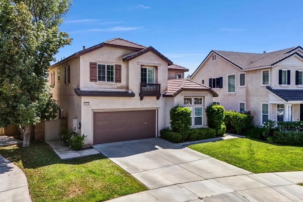 34233 Toyon Court