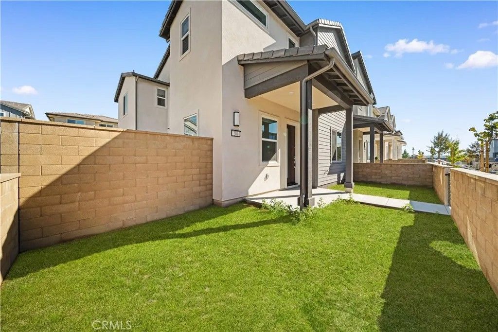 Photo of 289 Shoveler, Irvine, CA 92618 (MLS # WS25266646)