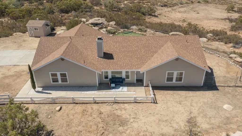 48859 Pinto Court