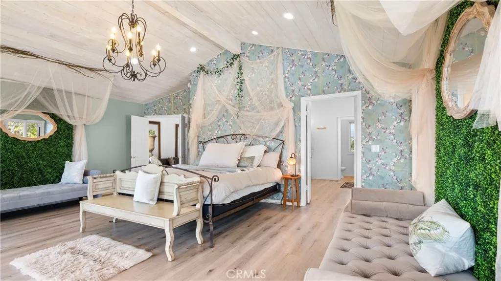 9547 Lilac Walk