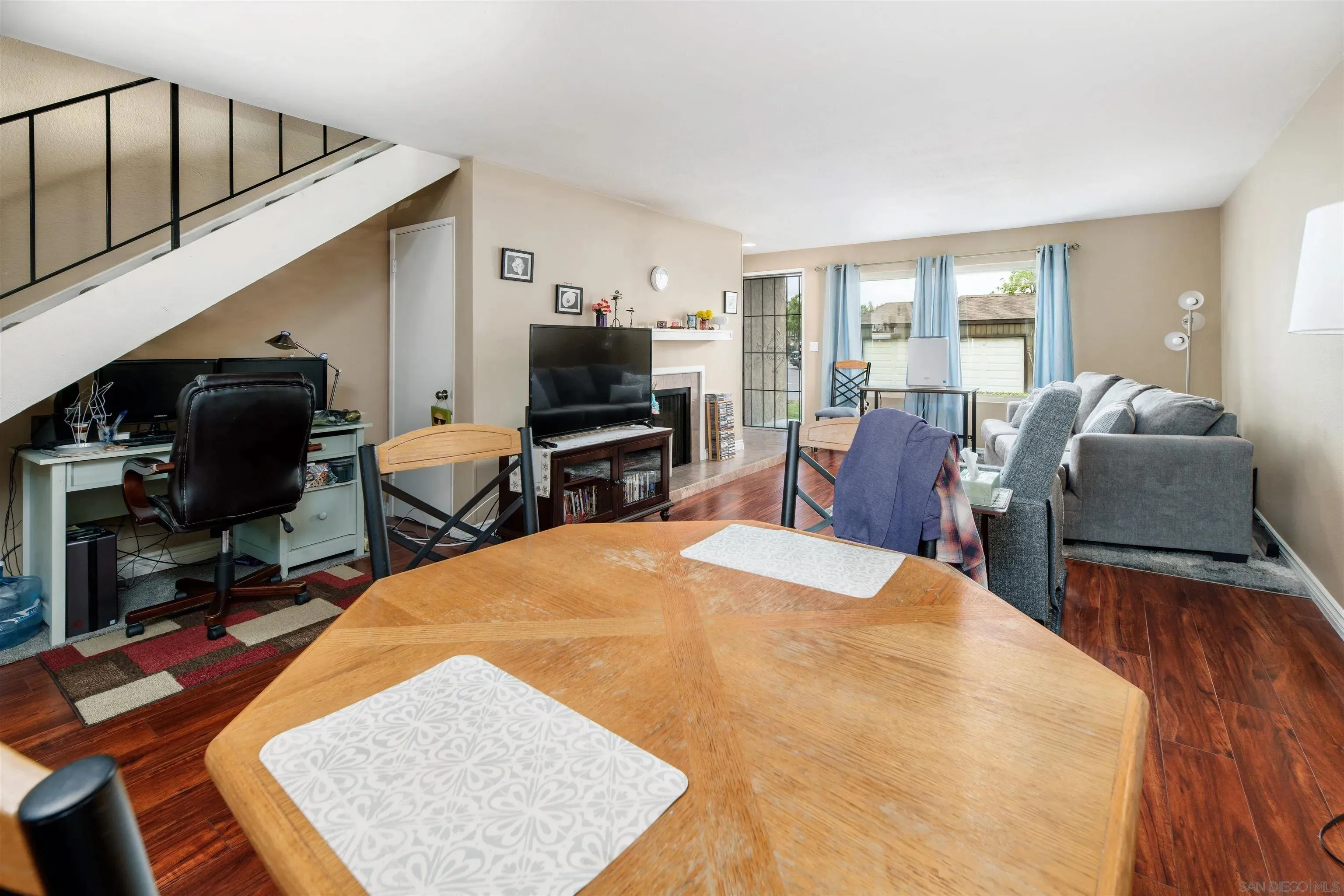 El Cajon, California 92021, United States, 2 Bedrooms Bedrooms, ,3 BathroomsBathrooms,Residential,Active,129055