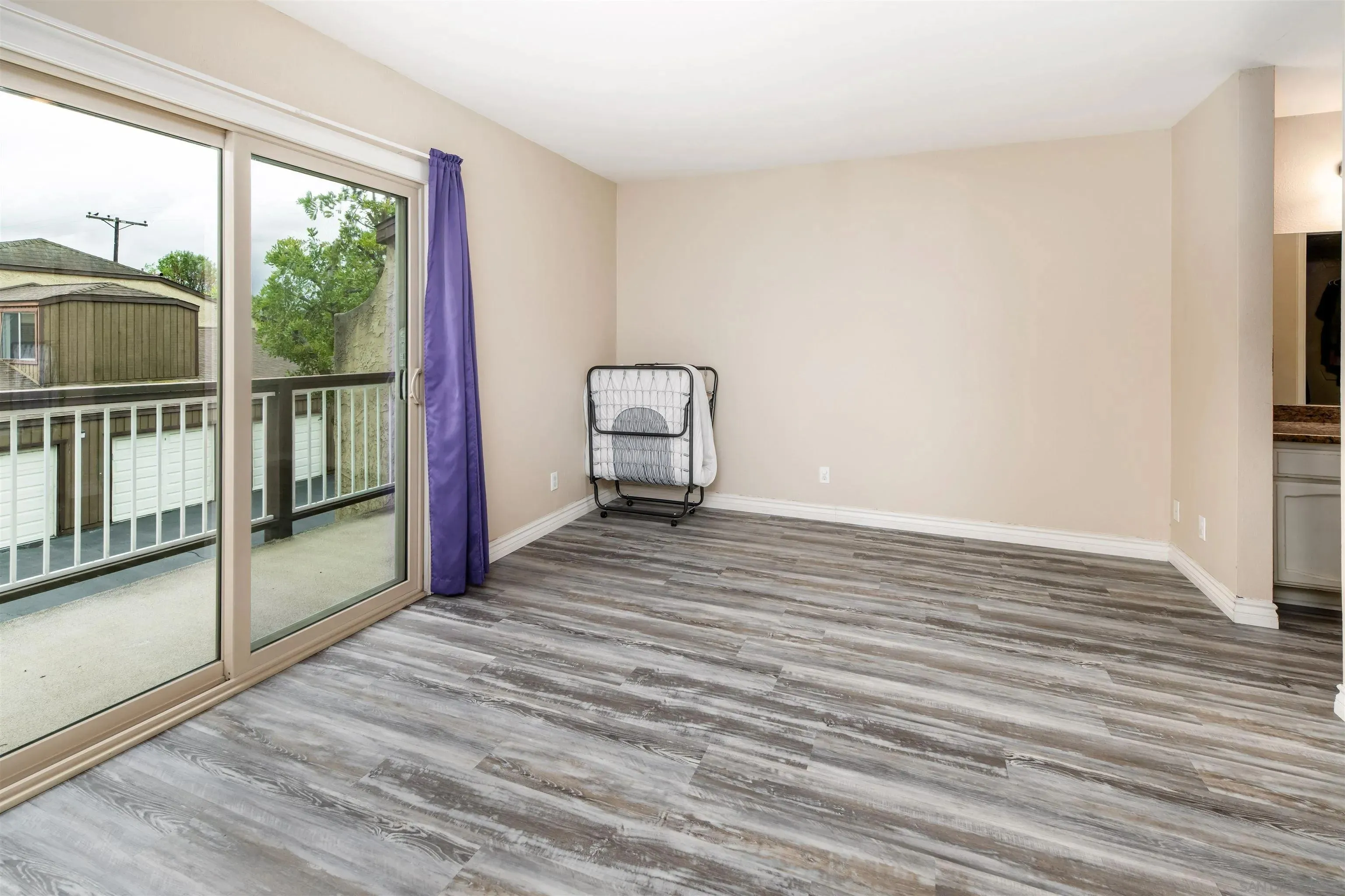 El Cajon, California 92021, United States, 2 Bedrooms Bedrooms, ,3 BathroomsBathrooms,Residential,Active,129055