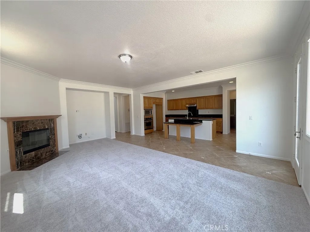 1920 Crossroads Street
