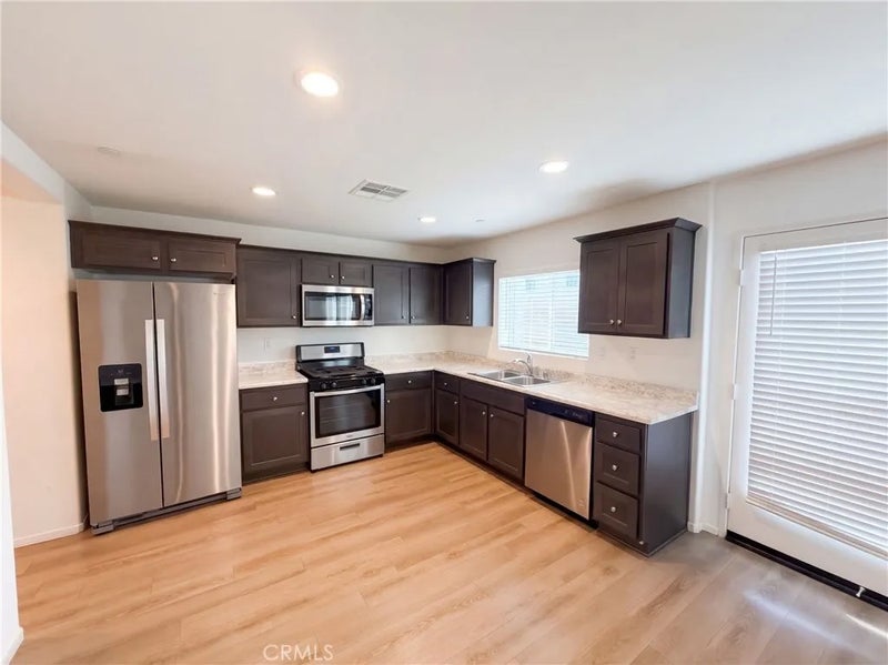 85173 Avenida Del Prado