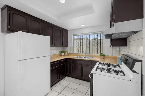 Tiny photo for 513 Flower Street, Chula Vista, CA 91910 (MLS # PTP2508124)