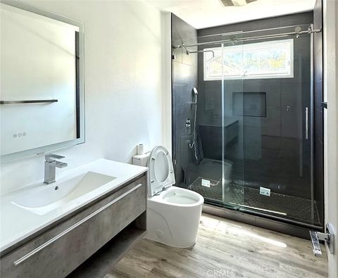 Tiny photo for 43 Flintlock LN, Bell Canyon, CA 91307 (MLS # SR26097294)