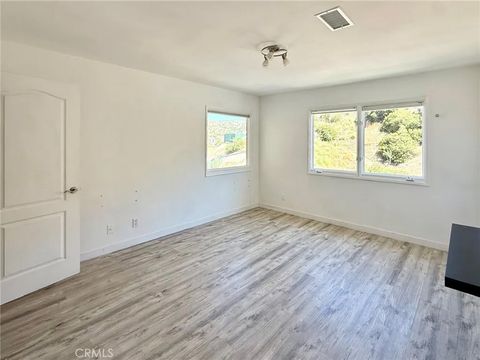 Tiny photo for 43 Flintlock LN, Bell Canyon, CA 91307 (MLS # SR26097294)
