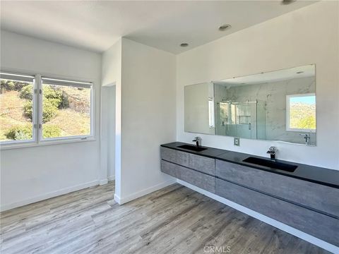 Tiny photo for 43 Flintlock LN, Bell Canyon, CA 91307 (MLS # SR26097294)