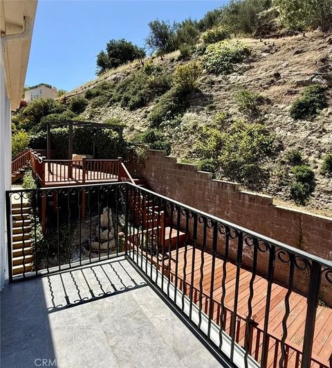 Tiny photo for 43 Flintlock LN, Bell Canyon, CA 91307 (MLS # SR26097294)