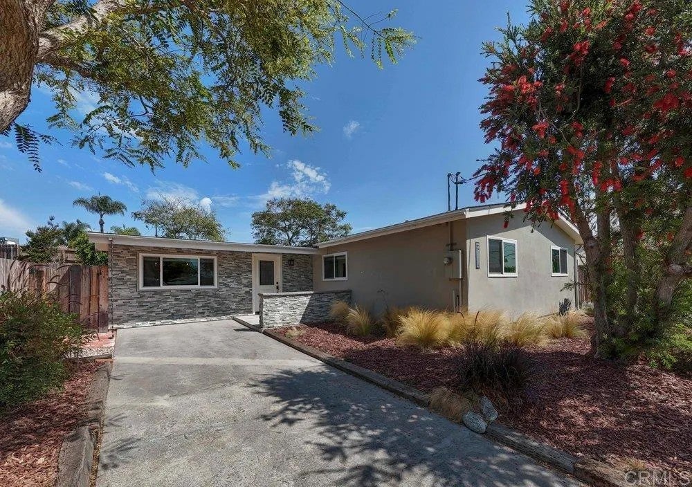 5174 Acuna Street