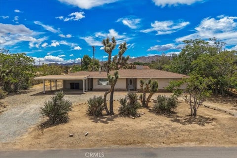 Photo of 7983 Grand AVE, Yucca Valley, CA 92284 (MLS # JT26196736)