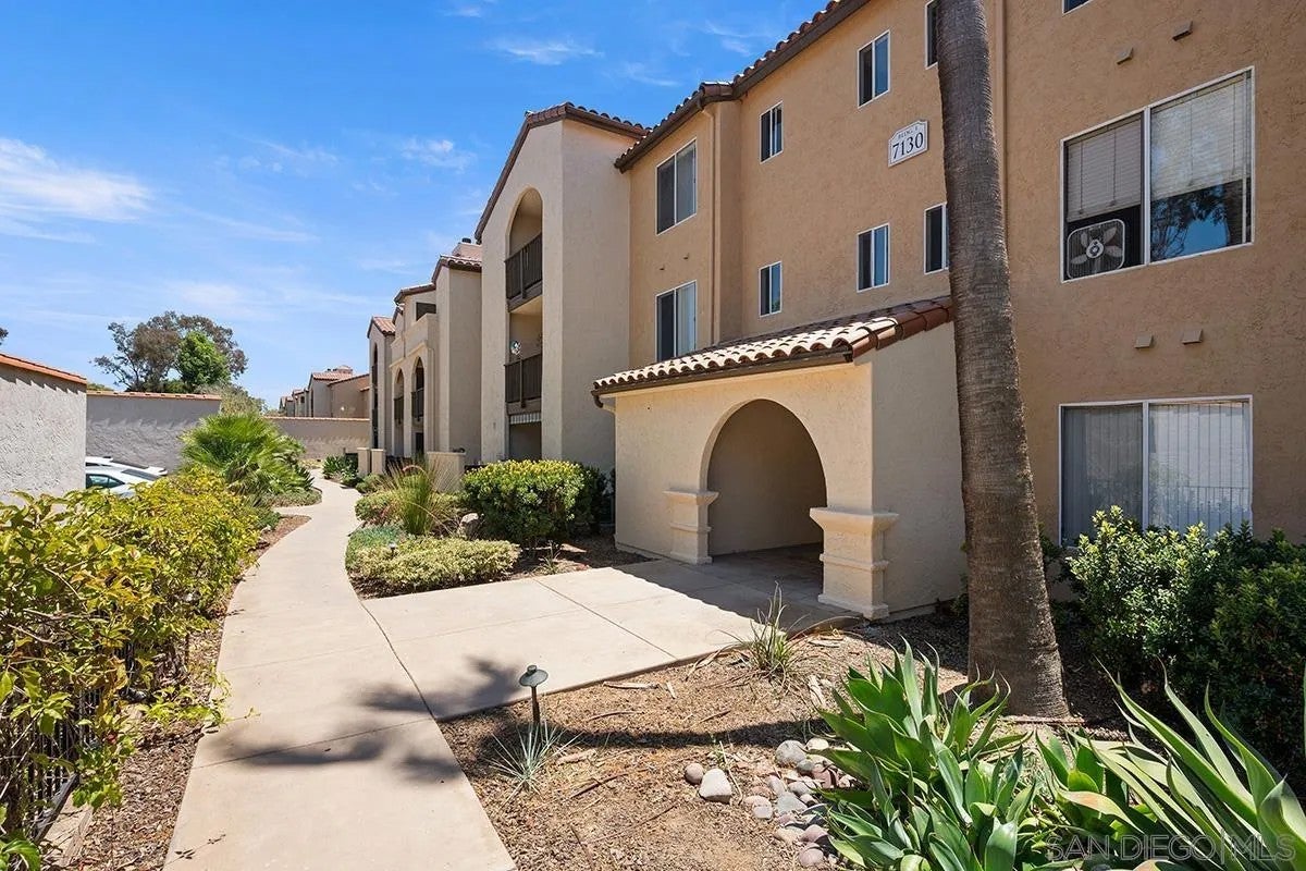 7130 Shoreline Drive 1212