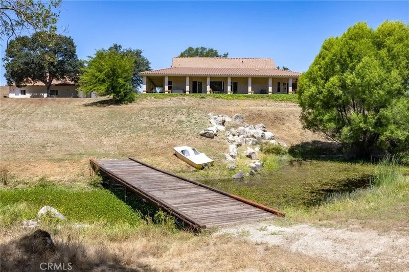 1087 Ben Hur Road