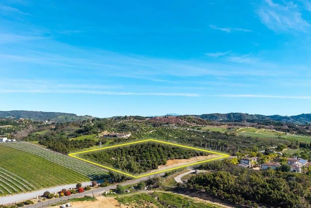 Photo of 0 Serreno, Temecula, CA 92590 (MLS # PTP2600499)