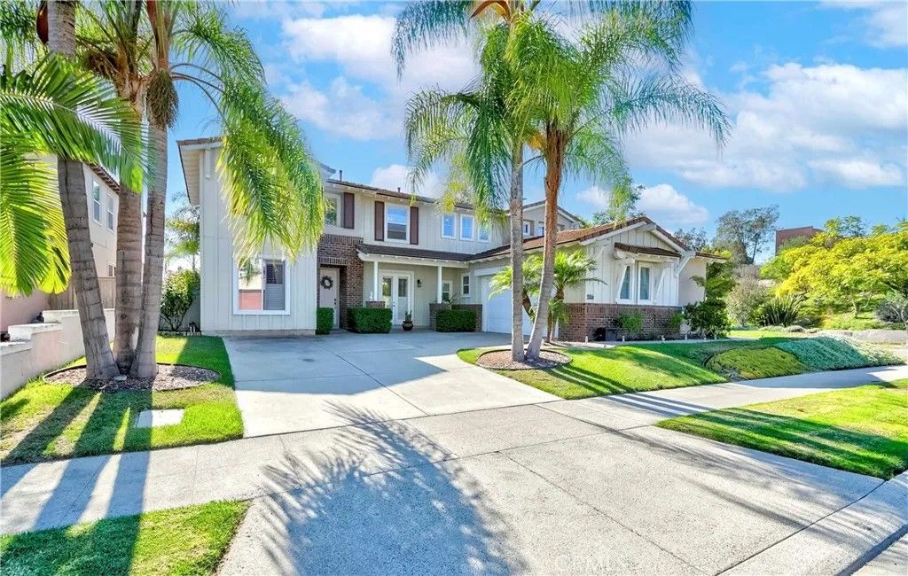 Photo of 986 White Alder Avenue, Chula Vista, CA 91914 (MLS # IG25226212)