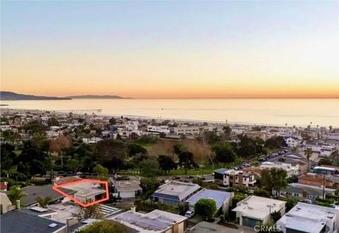 Photo of 2900 Hermosa View Drive, Hermosa Beach, CA 90254 (MLS # SB26027156)