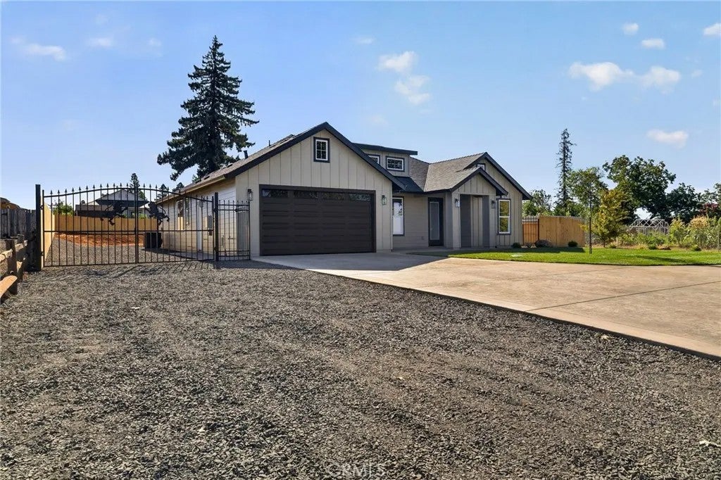 Photo of 5456 Foster Road, Paradise, CA 95969 (MLS # PA26179059)